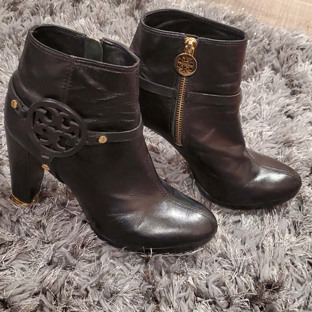 Tory Burch Boots